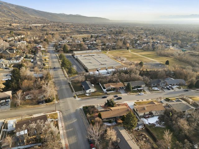 815 E OXFORD DR, Kaysville, UT 84037
