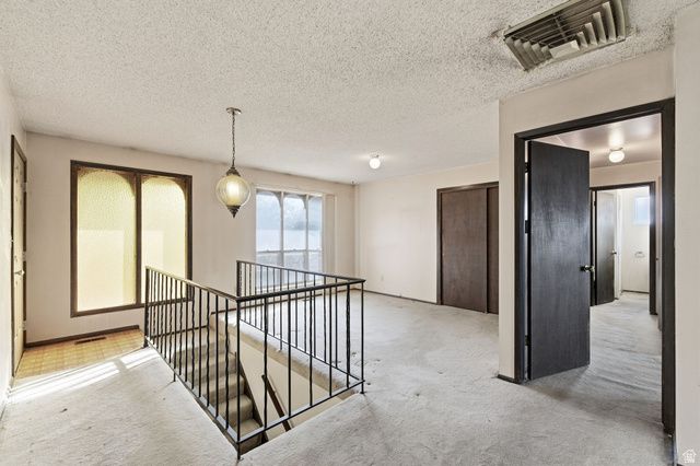 815 E OXFORD DR, Kaysville, UT 84037