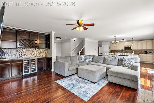 1594 Harvard Drive, Madison Heights, MI 48071