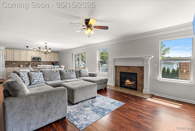 1594 Harvard Drive, Madison Heights, MI 48071