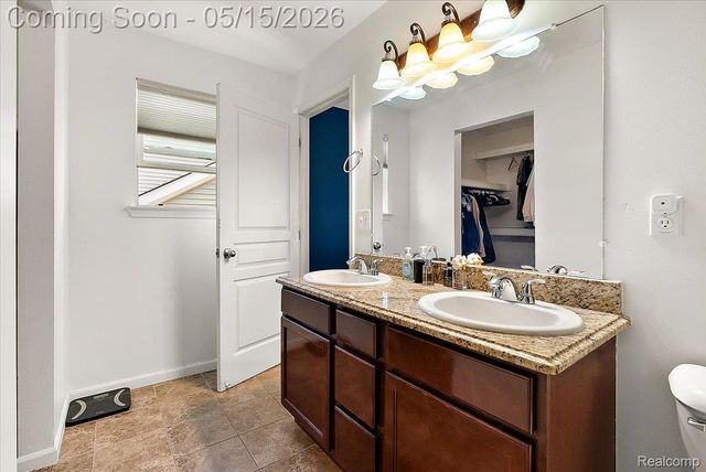 1594 Harvard Drive, Madison Heights, MI 48071
