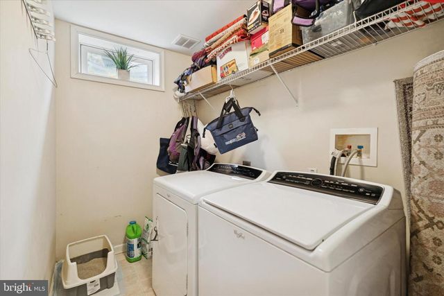 5 CREEKSIDE DR, Pottstown, PA 19464