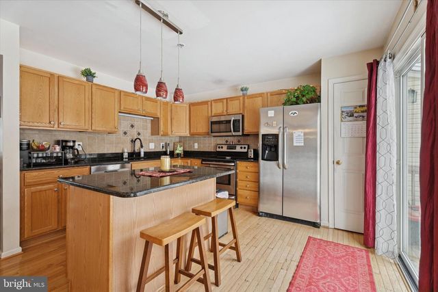 5 CREEKSIDE DR, Pottstown, PA 19464