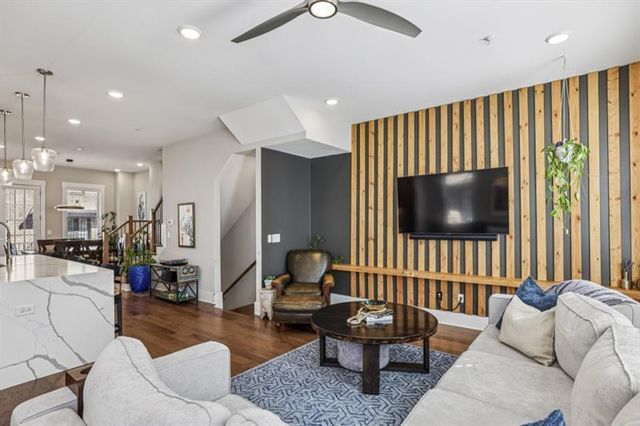 1024 Robert Smalls Way, Atlanta, GA 30318