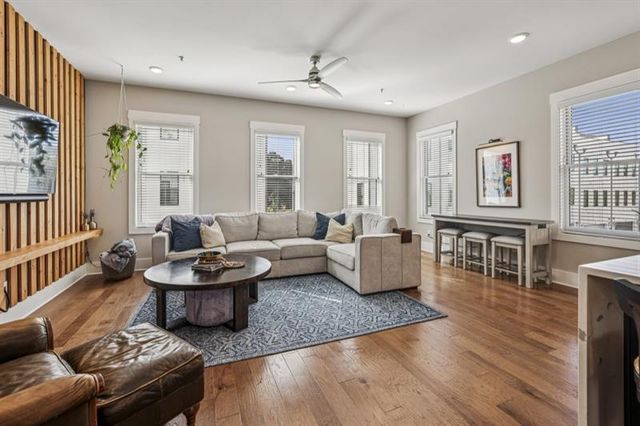 1024 Robert Smalls Way, Atlanta, GA 30318