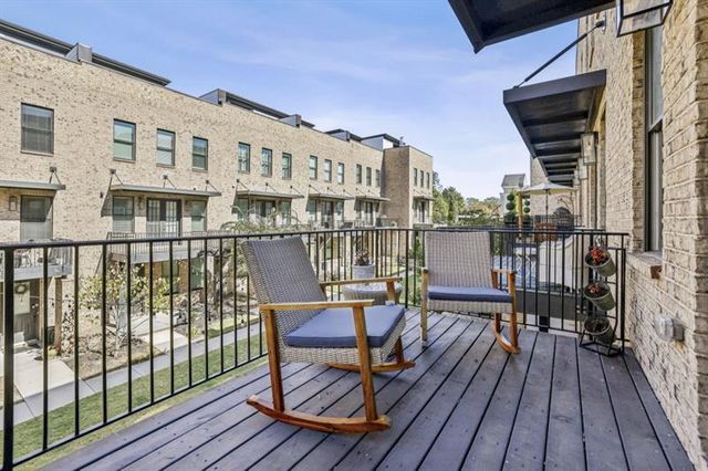 1024 Robert Smalls Way, Atlanta, GA 30318
