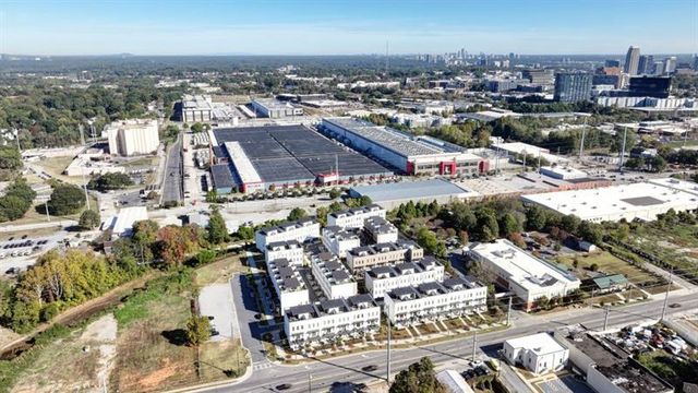 1024 Robert Smalls Way, Atlanta, GA 30318