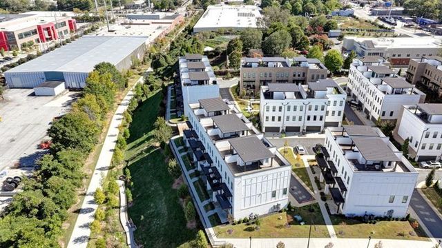 1024 Robert Smalls Way, Atlanta, GA 30318