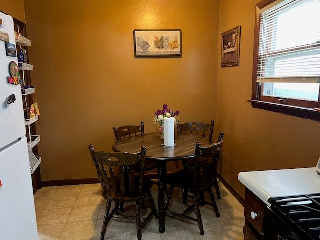 1913 Apache Road, Waukegan, IL 60087