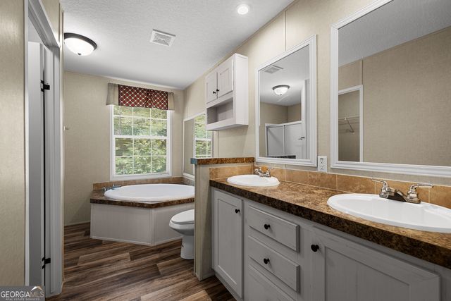 888 Minardi Drive, Hogansville, GA 30230