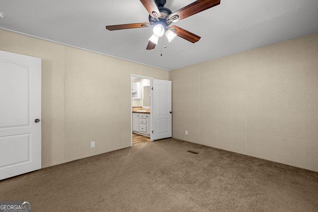 888 Minardi Drive, Hogansville, GA 30230