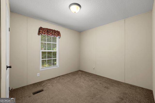 888 Minardi Drive, Hogansville, GA 30230
