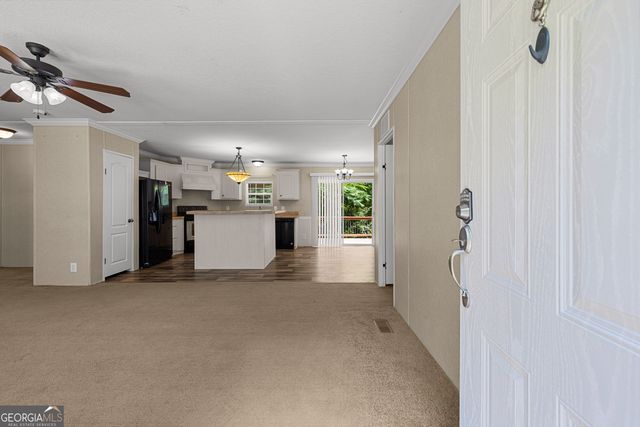 888 Minardi Drive, Hogansville, GA 30230