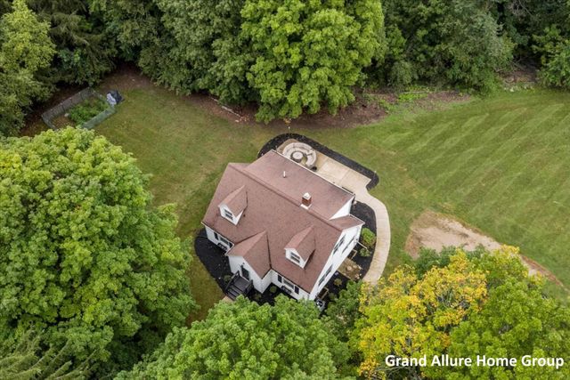 5119 18 Mile Road Ne, Nelson Twp, MI 49319