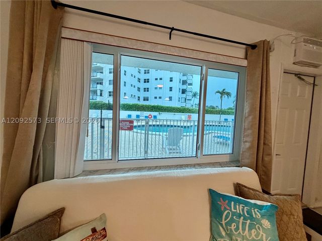 1480 S Ocean Blvd 105, Lauderdale By The Sea, FL 33062