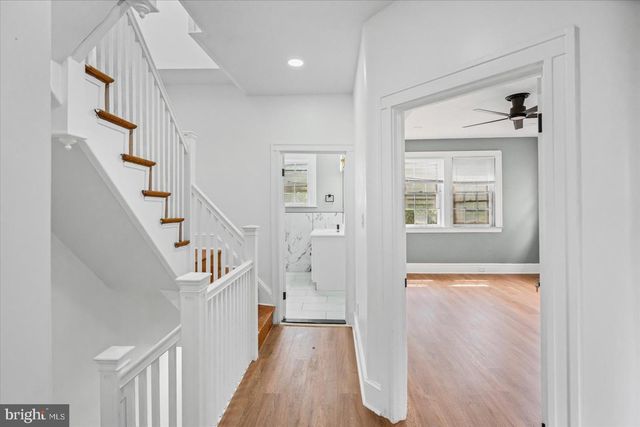 7 YORK CT, Baltimore, MD 21218