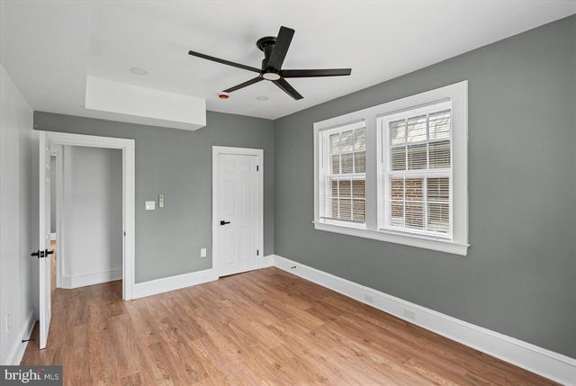 7 YORK CT, Baltimore, MD 21218