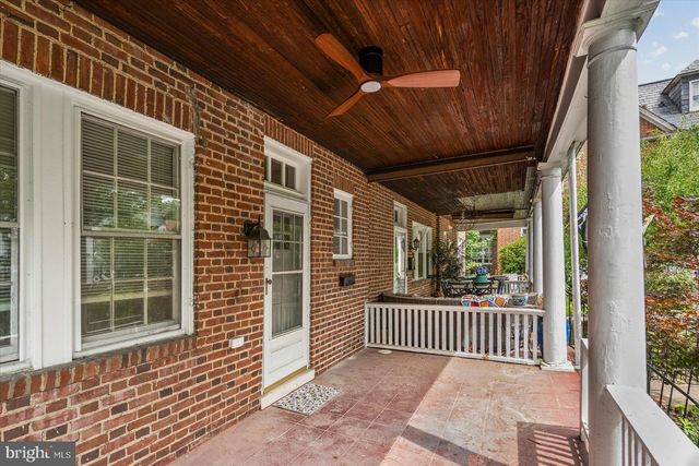 7 YORK CT, Baltimore, MD 21218