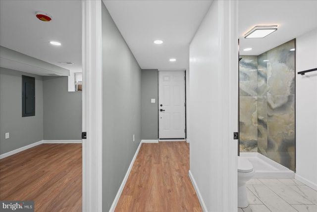 7 YORK CT, Baltimore, MD 21218