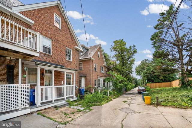 7 YORK CT, Baltimore, MD 21218