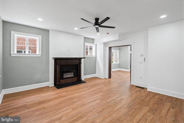 7 YORK CT, Baltimore, MD 21218