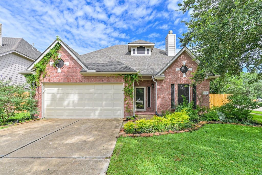 3602 Pine Stream Drive, Pearland, TX 77581