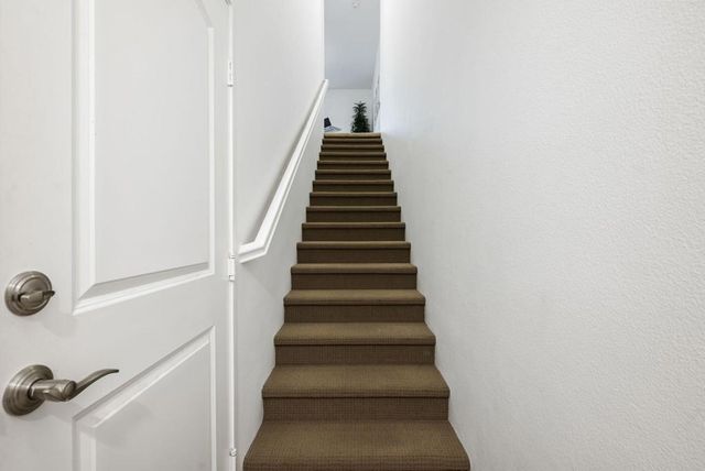 205 Paseo Gregario, Palm Desert, CA 92211