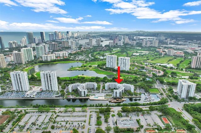 3401 N Country Club Dr 307, Aventura, FL 33180