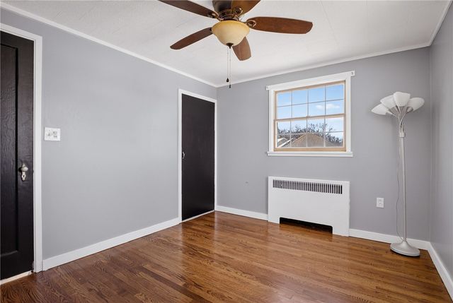 612 Independence Dr, Clairton, PA 15025