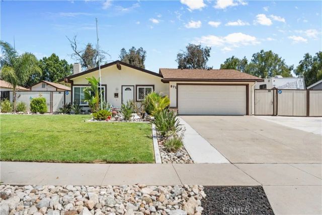 871 W Francis, Corona, CA 92882
