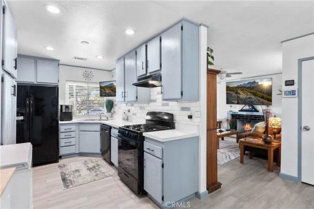 871 W Francis, Corona, CA 92882