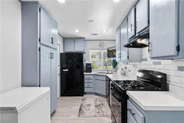 871 W Francis, Corona, CA 92882