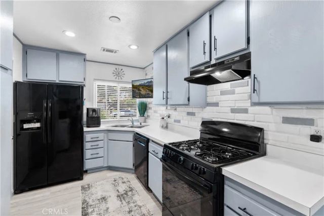 871 W Francis, Corona, CA 92882