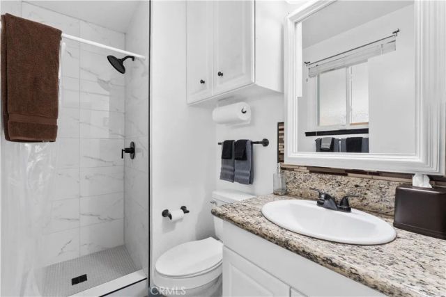 871 W Francis, Corona, CA 92882