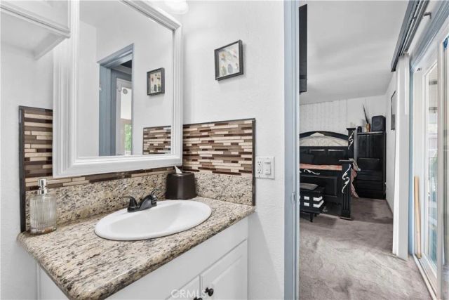 871 W Francis, Corona, CA 92882