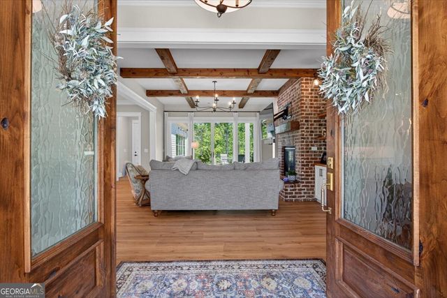800 Garland Mountain Trail, Waleska, GA 30183