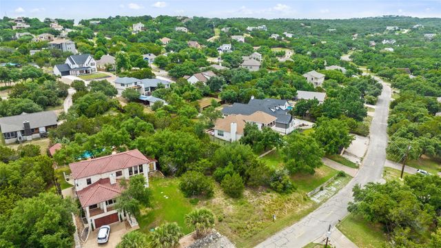 109 Cowal DR N, Spicewood, TX 78669