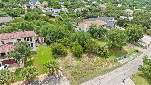 109 Cowal DR N, Spicewood, TX 78669