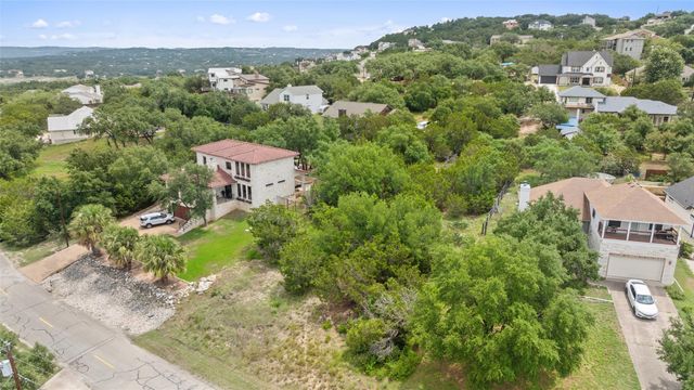 109 Cowal DR N, Spicewood, TX 78669