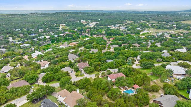 109 Cowal DR N, Spicewood, TX 78669