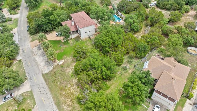 109 Cowal DR N, Spicewood, TX 78669