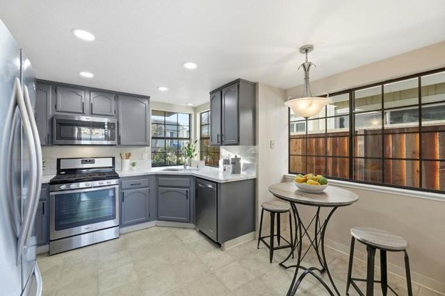 650 Folsom Circle, Milpitas, CA 95035