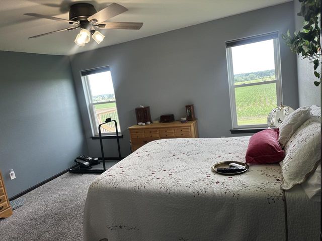 800 Linda LANE, Watertown, WI 53094