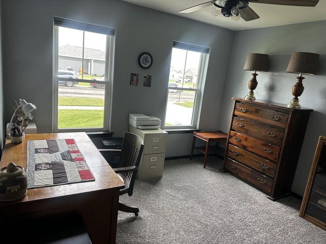 800 Linda LANE, Watertown, WI 53094