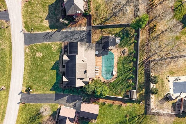 235 Oxford Street, Hopkinsville, KY 42240