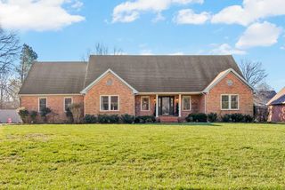 235 Oxford Street, Hopkinsville, KY 42240
