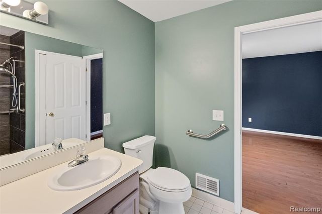 3850 Faber Terrace, Waterford, MI 48328