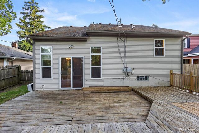 3850 Faber Terrace, Waterford, MI 48328