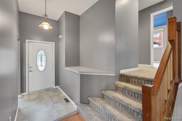 3850 Faber Terrace, Waterford, MI 48328