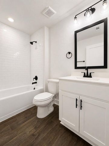 2230 W Post Oak Circle, Dayton, TX 77535